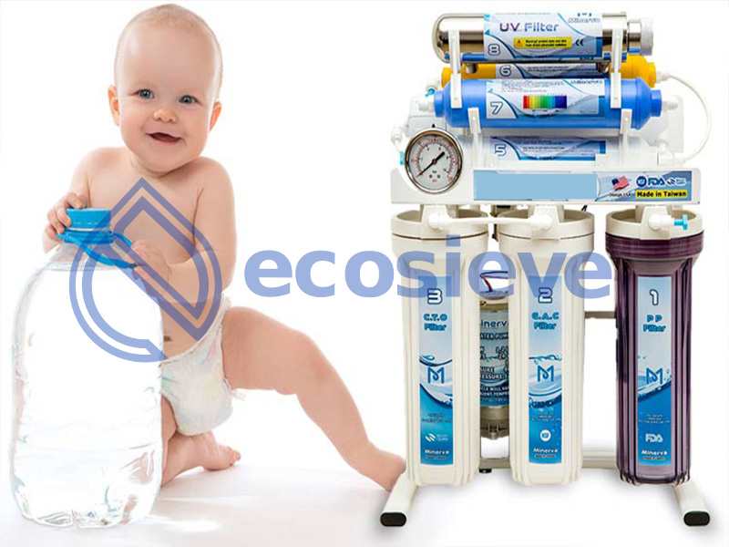 آیا استفاده از آب تصفیه شده برای تهیه شیر خشک نوزاد بی‌خطر است؟